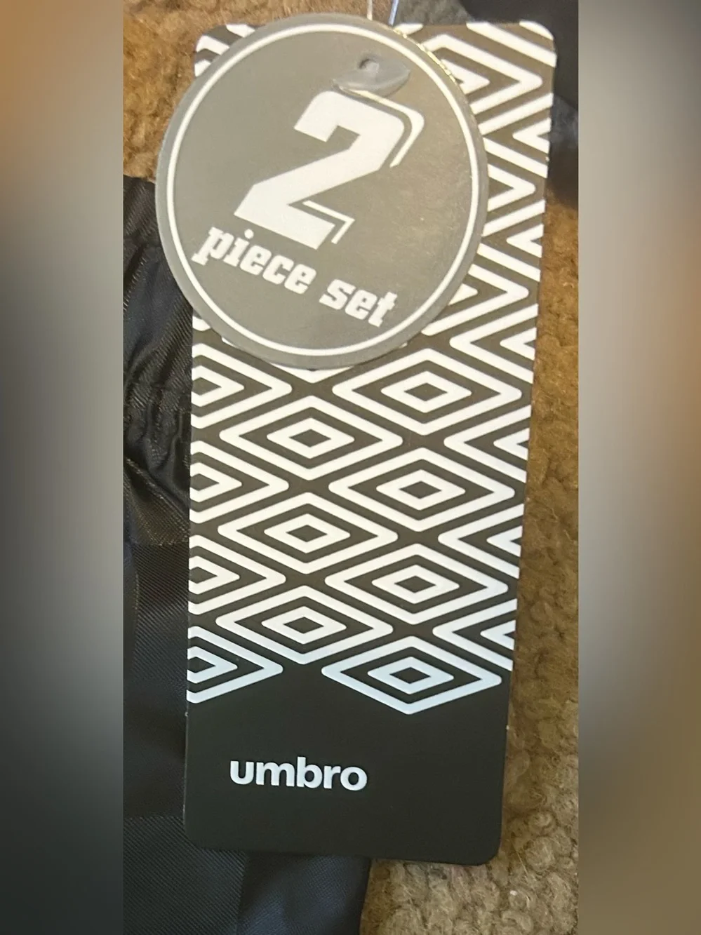 Umbro Boy’s Set Shorts & Tee Size 7-8 NEW Black Logo & Trim